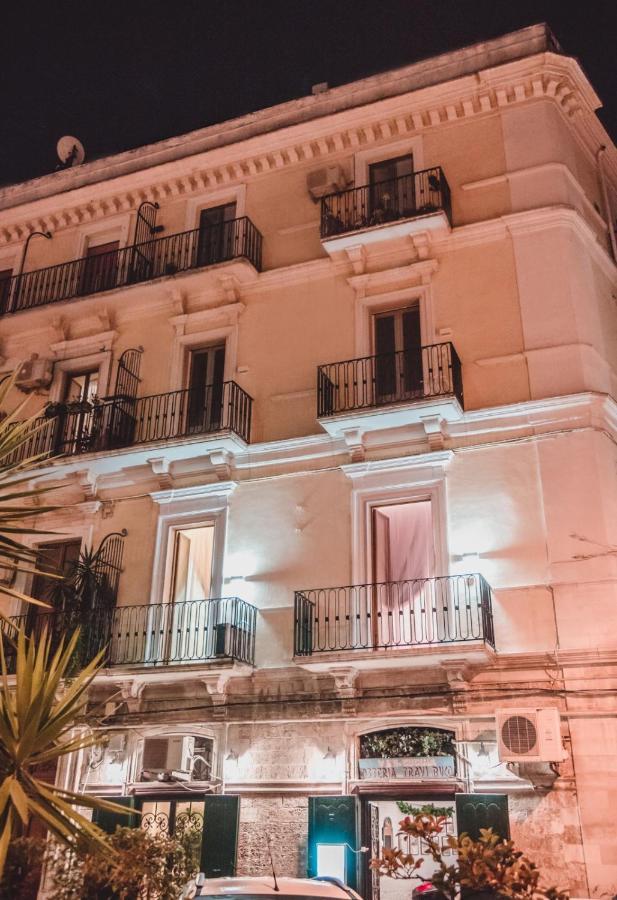 Palazzo Le Travi Hotel Bari Exterior photo