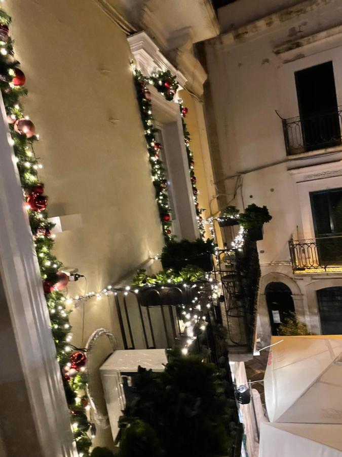 Palazzo Le Travi Hotel Bari Exterior photo