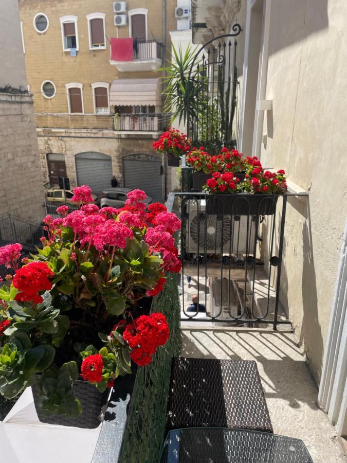 Palazzo Le Travi Hotel Bari Exterior photo